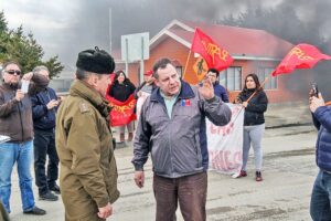 Funcionarios del Sename depusieron paro y entregaron esta mañana la cárcel juvenil
