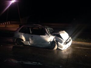 Colisión de alto impacto en costanera con Rómulo Correa