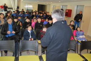 Municipalidad de Natales invita a la comunidad a ser parte de la corrida de los vientos