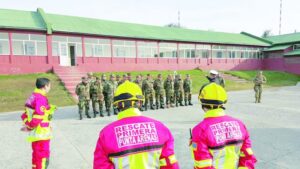 Bomberos capacitó a reservistas de infantes de marina