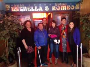 2500 entradas gratuitas para que jóvenes asistan junto a un adulto mayor al cine “Sala Estrella”