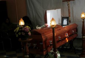 Hoy sepultan restos de ex boxeador fallecido en incendio