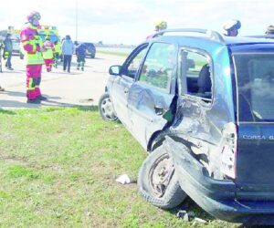Chofer grave tras colisión en conflictivo cruce