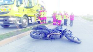 Mujer involucrada en accidente debió regresar al hospital