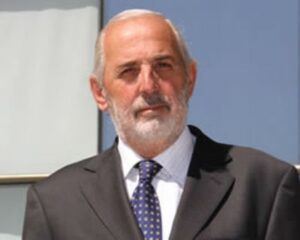 Michelle Bachelet postuló a Jorge Abbott como nuevo Fiscal Nacional