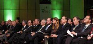 Empresarios ponen en duda su participación en debate por una nueva Constitución