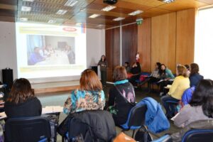 Equipo de Oncología reconoció perseverancia de pacientes