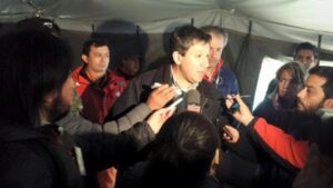 Autoridades deciden suspender Maratón del Estrecho por temporal de viento