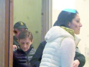 Siete años de cárcel arriesga joven  madre reincidente por millonario robo