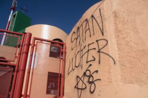 Rayan consignas satánicas en Iglesia Fátima del Barrio 18 de Septiembre