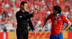 La Roja ya conoce a los árbitros que tendrá ante Colombia y Uruguay por Eliminatorias