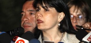 Ministra Blanco por paro de Registro Civil: “El lunes, el servicio se presta sí o sí”