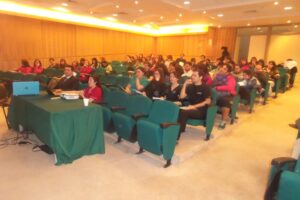 Realizan seminario sobre el manejo del cáncer de mama