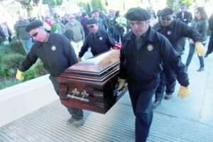 Comunidad magallánica dio último  adiós a profesor normalista