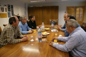 Primera autoridad de Primavera se reúne con nuevo gerente y ejecutivos de ENAP Magallanes