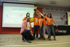 Escuela de Cerro Sombrero clasifica a final nacional de robótica