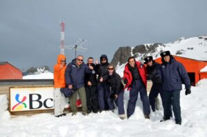 Villa las Estrellas celebró 30 años de la sucursal bancaria más austral del mundo