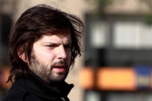 Boric se defiende ante rechazo de diputados por viaje a la India