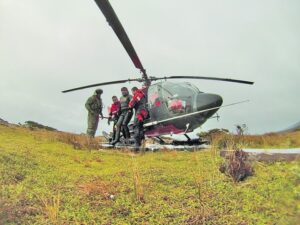 Un muerto y dos desaparecidos dejó tragedia en el mar