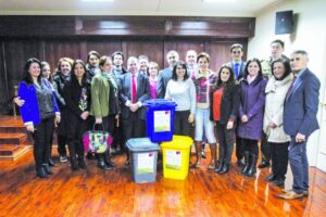 Más de 400 toneladas de papel se arrojan al vertedero
