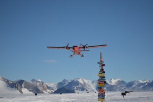 Fuerzas Armadas e INACH iniciaron operación conjunta hacia “Glaciar Unión”