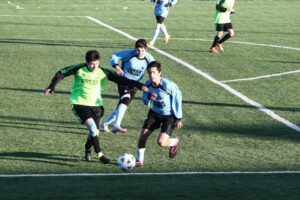 Punta Arenas y Barrio Sur van por el primer golpe