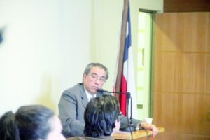 Siete veces más se pagó por arriendo de sede de senador Bianchi