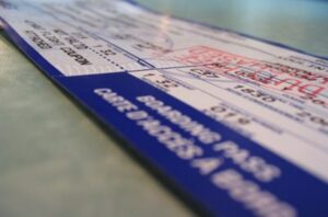 En libertad cumplirá condena  por ofrecer pasajes aéreos más  baratos apropiándose de dinero