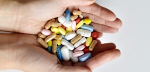 Chile firma acuerdo con países del Mercosur para comprar medicamentos más baratos