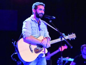 Charly Benavente mostrará porqué fue finalista en The Voice Chile