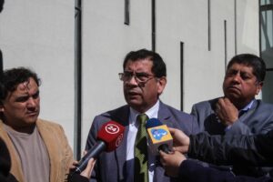 “De no existir el impuesto específico a los combustibles, la gasolina de 93 octanos costaría $413 por litro”