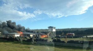 Una quema de pastizales y neumáticos moviliza a Bomberos al sector de Cabo Negro