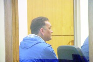 Colectivero formalizado por abusar sexualmente de pasajero de 16 años