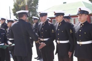 Soldados de servicio militar de la Armada se gradúan en cursos SENCE