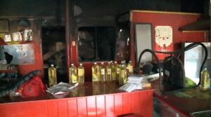 Perdidas cuantiosas sufrió en incendio dueño de local de comidas preparadas