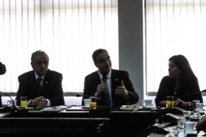 Más de mil estudiantes tendrían gratuidad pero quedan fuera institutos y CFT