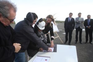 Entregan terrenos para construcción de Casa Acogida