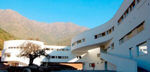 U. Adolfo Ibáñez decide no adherirse a gratuidad en la educación superior para 2016