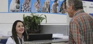 Sueldo bruto de gerentes generales en pymes chilenas promedia $9 millones mensuales