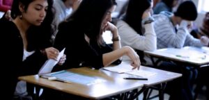 Puntajes nacionales sufren brutal caída: Sólo 65 postulantes alcanzaron el puntaje máximo
