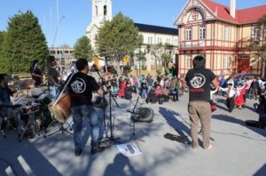 Todos invitados al encuentro con los artistas de Puerto Natales