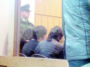 Menores de 14 años detenidos  con un auto robado