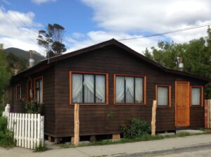 43 viviendas de Puerto Williams fueron acondicionadas térmicamente por el Minvu