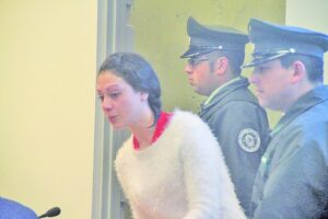 Corte de Apelaciones revocó libertad para joven madre acusada de millonario robo