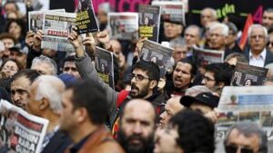 El 2015 termina con 54 periodistas secuestrados
