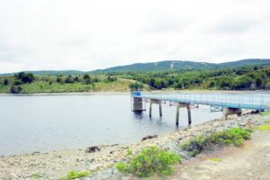 Laguna Lynch presenta una baja sostenible en su nivel, pero se estaría recuperando