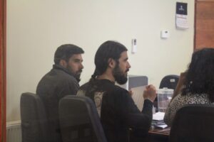 Brasileños expulsados del Paine fueron formalizados por encender una cocinilla