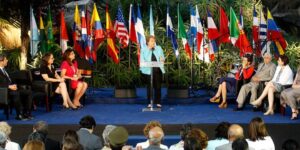 Bachelet pide “propuestas concretas” sobre equidad de género en Iberoamérica