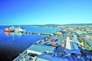 Empresa Portuaria Austral llamó a licitación de un crédito bancario por $ 4 mil 400 millones