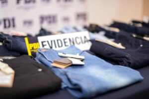 En prisión preventiva quedó joven  que hurtó más de $470 mil en ropa